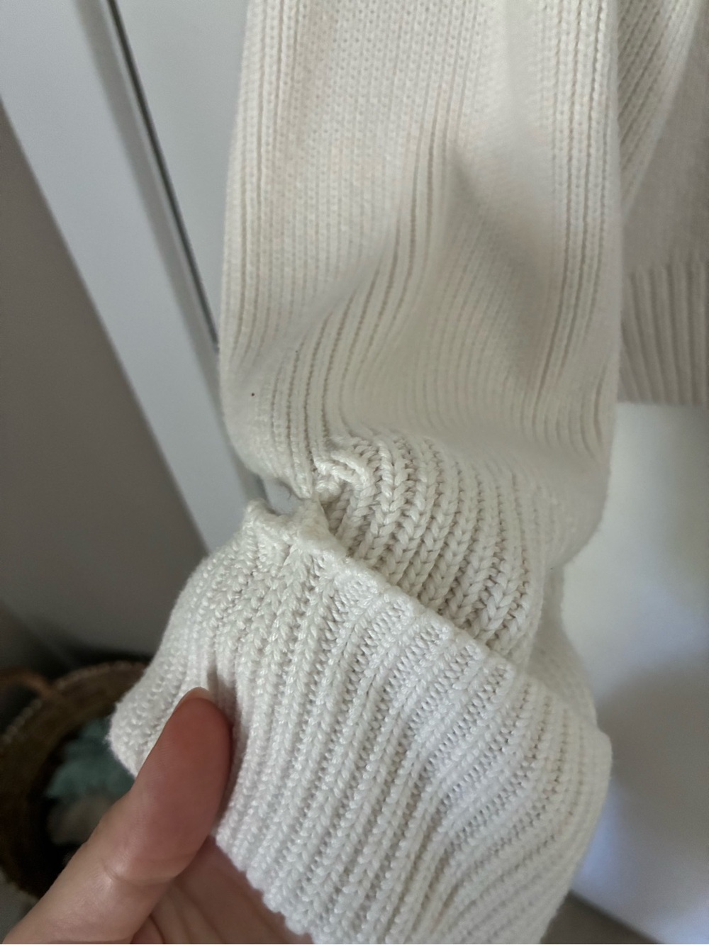 Abercrombie & Fitch Cream Collared Button-Front Rib Knit Cardigan - Picture 5 of 5
